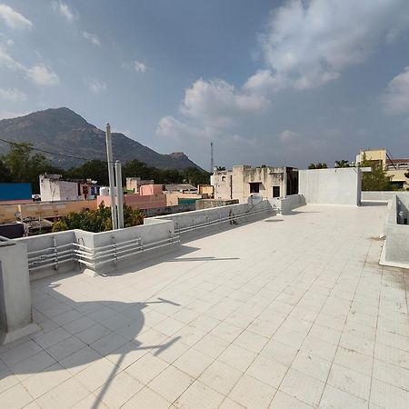Nivas Hill View Apartments Tiruvannāmalai Exteriér fotografie
